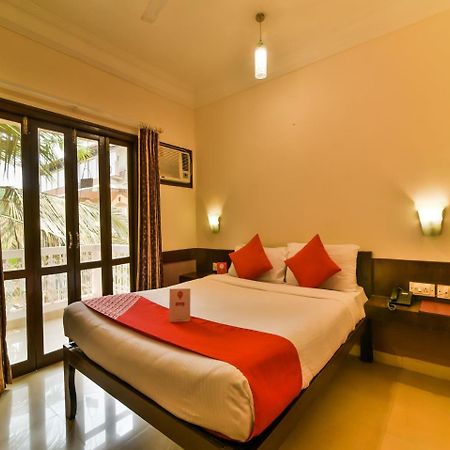 Ginger Tree Resort At The Beach Candolim Buitenkant foto