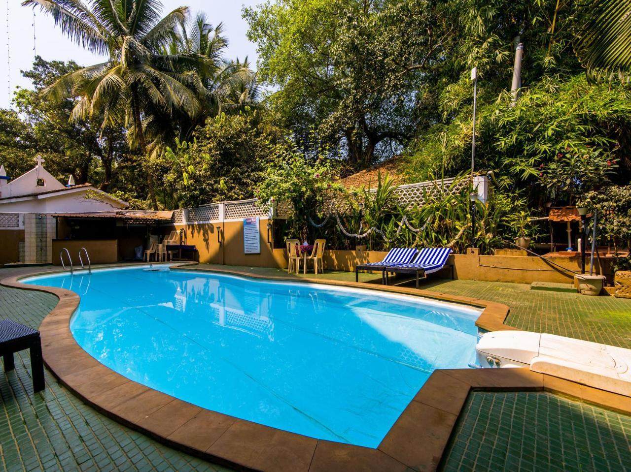 Ginger Tree Resort At The Beach Candolim Buitenkant foto