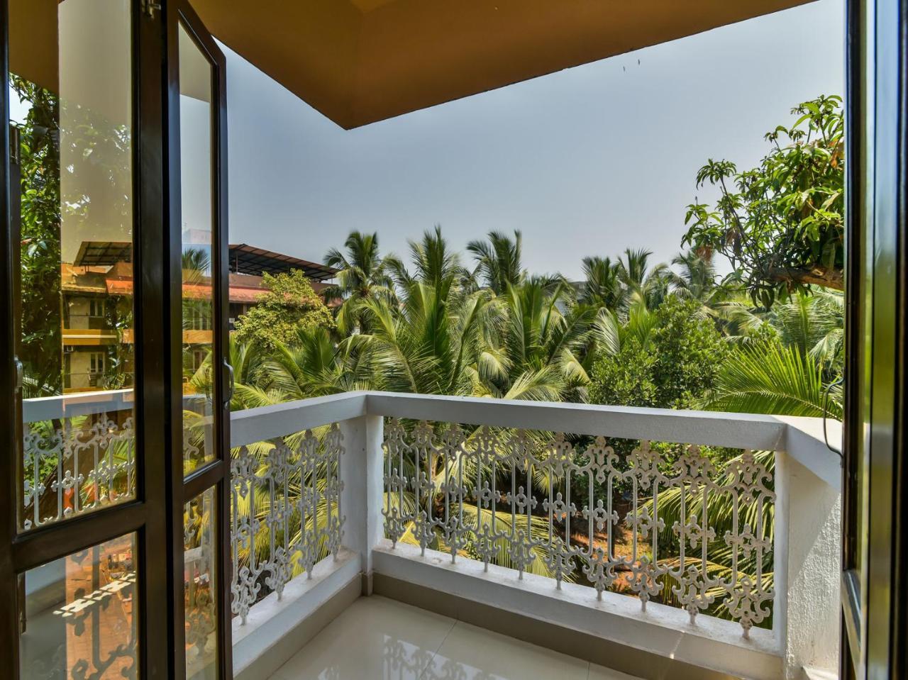 Ginger Tree Resort At The Beach Candolim Buitenkant foto
